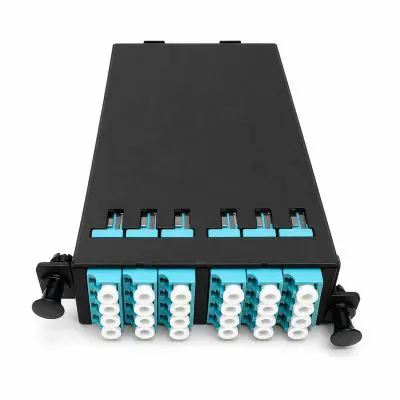 4b2706de-42c4-4976-a177-e5d3cf15c5db copy